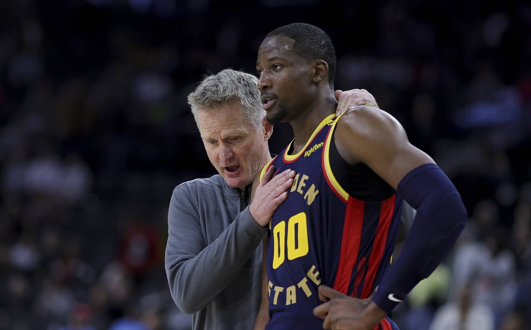 赛后波特兰开拓者备战欧冠;回应争议细节曝光;气氛紧张;资深球员宣示担当(波特兰开拓者杜兰特)-爱游戏网址