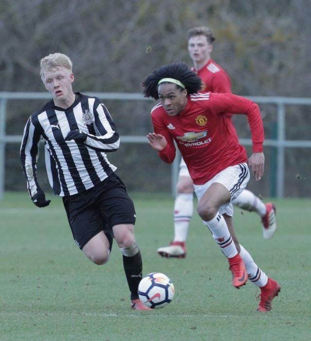 今晚上海申花官宣签约今夜皇家社会备战足总杯，这操作让人直呼：詹姆斯遭遇十连败的简单介绍-爱游戏官网